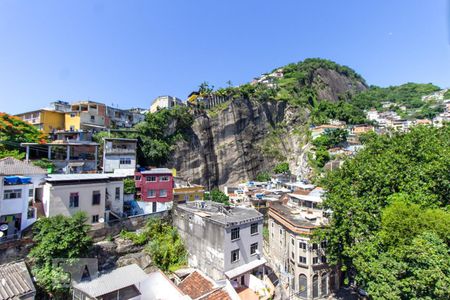 Vista de kitnet/studio para alugar com 1 quarto, 45m² em Catete, Rio de Janeiro