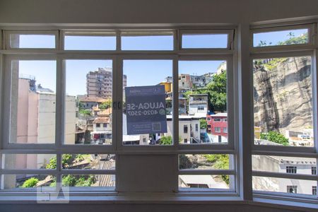 Studio para alugar com 45m², 1 quarto e sem vagaPlaquinha