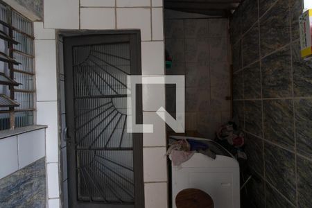 Casa à venda com 140m², 2 quartos e 1 vagaÁrea de Serviço 2