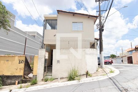 Casa à venda com 140m², 2 quartos e 1 vagaFachada