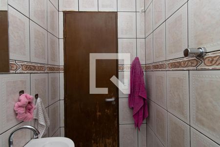 Casa à venda com 140m², 2 quartos e 1 vagaBanheiro 2