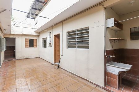 Casa para alugar com 40m², 1 quarto e sem vagaQuintal