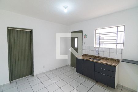 Casa para alugar com 35m², 1 quarto e sem vaga Casa para alugar com 35m², 1 quarto e sem vagaCozinha