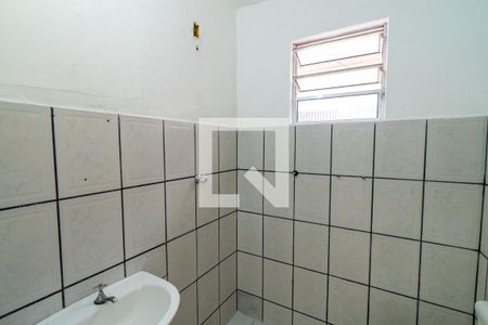 Banheiro de casa para alugar com 1 quarto, 35m² em Vila Campestre, São Paulo