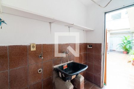 Casa para alugar com 35m², 1 quarto e sem vaga Casa para alugar com 35m², 1 quarto e sem vagaLavanderia