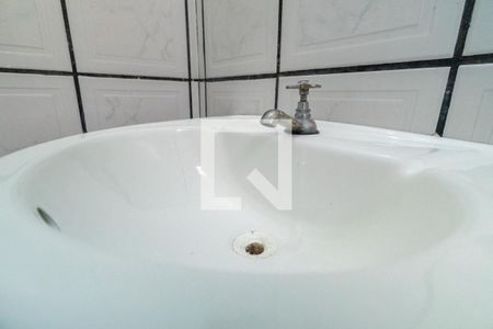 Casa para alugar com 35m², 1 quarto e sem vaga Casa para alugar com 35m², 1 quarto e sem vagaBanheiro Detalhe