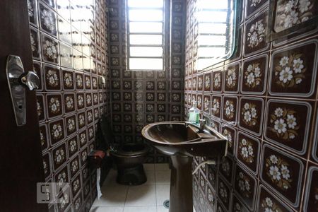 lavabo de casa para alugar com 4 quartos, 171m² em Jardim Colombo, São Paulo