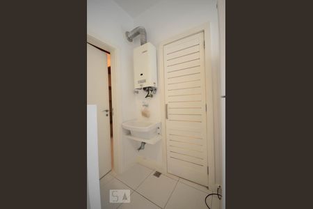 Apartamento para alugar com 70m², 2 quartos e 1 vaga Apartamento para alugar com 70m², 2 quartos e 1 vagaÁrea de serviço