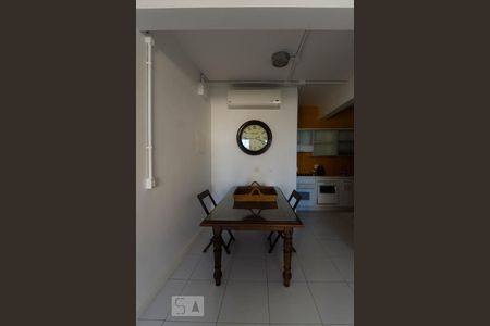 Apartamento para alugar com 70m², 2 quartos e 1 vaga Apartamento para alugar com 70m², 2 quartos e 1 vagaSala