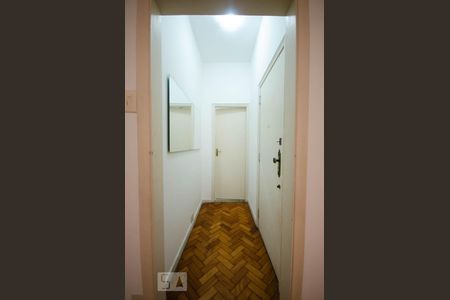 Corredor de acesso a cozinha de apartamento para alugar com 2 quartos, 75m² em Ipanema, Rio de Janeiro