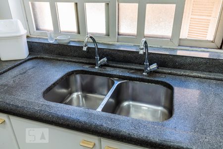 Casa de condomínio para alugar com 840m², 5 quartos e 3 vagasDetalhe da Cozinha