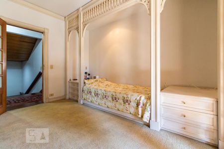 Casa de condomínio para alugar com 840m², 5 quartos e 3 vagasSuíte 2