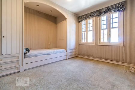 Casa de condomínio para alugar com 840m², 5 quartos e 3 vagasSuíte 4