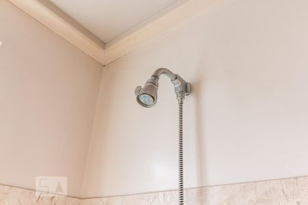 Casa de condomínio para alugar com 840m², 5 quartos e 3 vagasDetalhe do Banheiro da Suíte 2