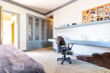 Casa de condomínio para alugar com 840m², 5 quartos e 3 vagasSuíte 3