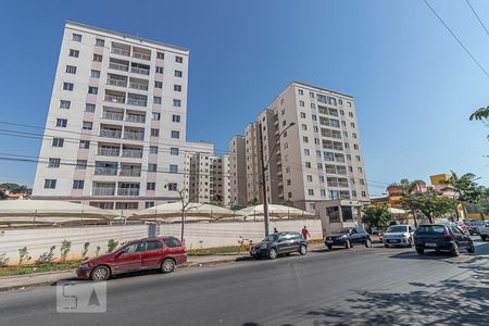 Apartamento para alugar com 60m², 2 quartos e 1 vaga Apartamento para alugar com 60m², 2 quartos e 1 vagaFachada