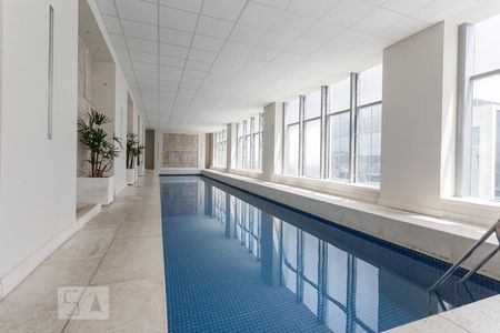 Apartamento para alugar com 47m², 1 quarto e 1 vaga Apartamento para alugar com 47m², 1 quarto e 1 vagaPiscina olímpica