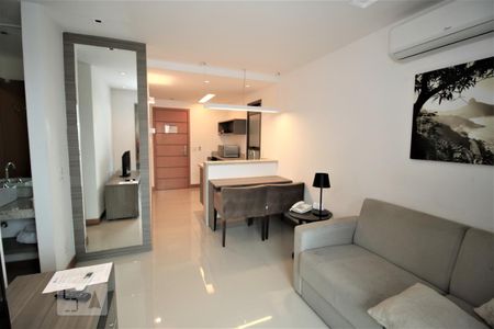 Sala - Cozinha de kitnet/studio para alugar com 1 quarto, 38m² em Camorim, Rio de Janeiro