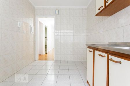 Cozinha de apartamento à venda com 2 quartos, 69m² em Vila Ipiranga, Porto Alegre
