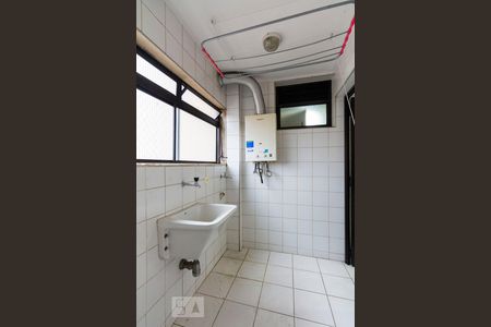 Apartamento à venda com 75m², 3 quartos e 1 vagaÁrea de Serviço