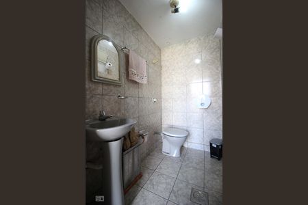 Casa à venda com 345m², 3 quartos e sem vagaBanheiro feminino