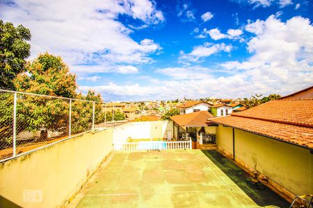 Vista Quarto 1 de casa à venda com 3 quartos, 345m² em Jardim Leblon , Belo Horizonte