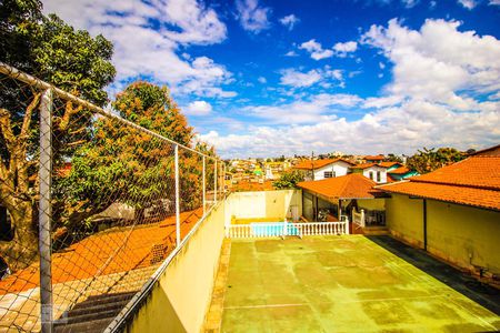 Vista Quarto 2 de casa à venda com 3 quartos, 345m² em Jardim Leblon , Belo Horizonte