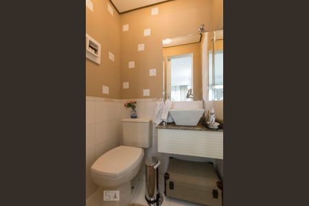Lavabo de apartamento para alugar com 3 quartos, 142m² em Vila Monumento, São Paulo