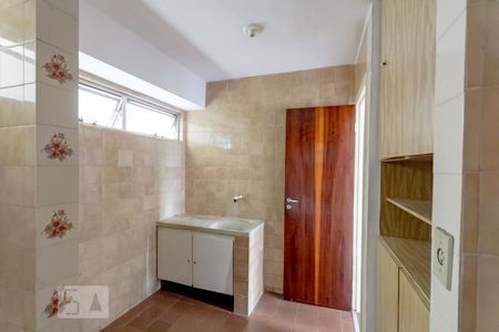 Apartamento para alugar com 70m², 2 quartos e 1 vagaÁrea de serviço