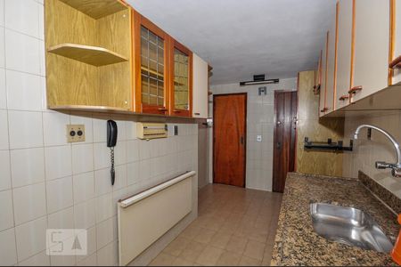 Apartamento para alugar com 85m², 3 quartos e 1 vagaCozinha e Área de Serviço