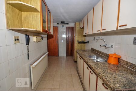 Apartamento para alugar com 85m², 3 quartos e 1 vagaCozinha e Área de Serviço