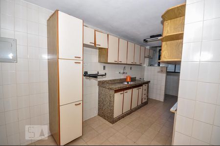 Apartamento para alugar com 85m², 3 quartos e 1 vagaCozinha e Área de Serviço