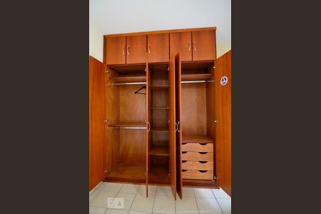 Apartamento para alugar com 80m², 2 quartos e 1 vaga Apartamento para alugar com 80m², 2 quartos e 1 vagaQuarto 2