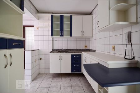 Apartamento para alugar com 80m², 2 quartos e 1 vaga Apartamento para alugar com 80m², 2 quartos e 1 vagaCozinha