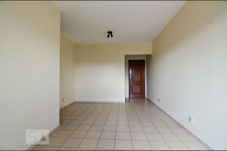 Sala de apartamento para alugar com 2 quartos, 80m² em Centro, Campinas