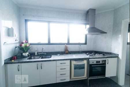 Apartamento à venda com 109m², 3 quartos e 2 vagasCozinha