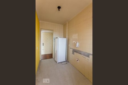 Cozinha de apartamento à venda com 1 quarto, 49m² em Partenon, Porto Alegre