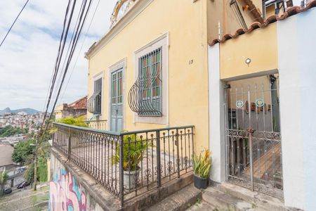 Casa para alugar com 300m², 7 quartos e sem vagaFachada