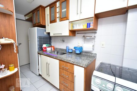 Apartamento à venda com 108m², 2 quartos e 1 vagaCozinha