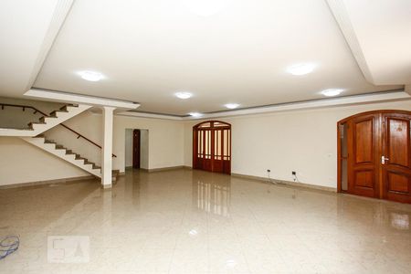 Sala de casa de condomínio para alugar com 4 quartos, 450m² em Vila Rosália, Guarulhos