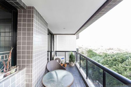 Apartamento para alugar com 115m², 3 quartos e 2 vagasVaranda