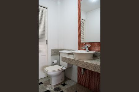LAVABO de apartamento à venda com 3 quartos, 250m² em Vila Paulicéia, São Paulo
