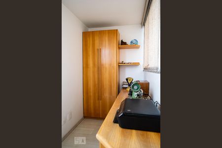 Apartamento à venda com 250m², 3 quartos e 4 vagas Apartamento à venda com 250m², 3 quartos e 4 vagasESCRITÓRIO