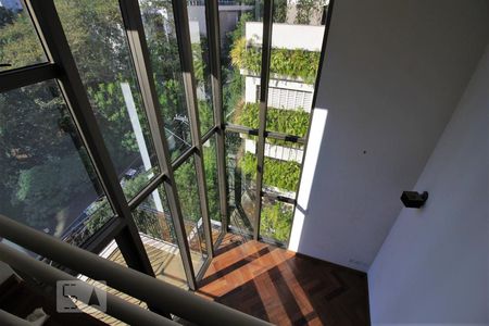 Apartamento à venda com 70m², 1 quarto e 2 vagasVista da suíte