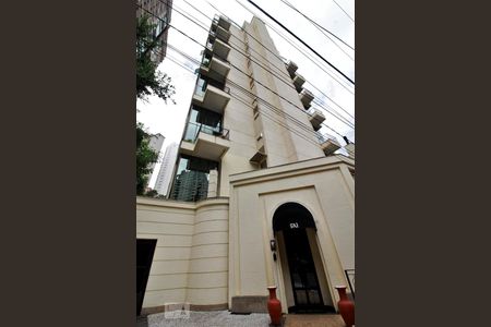 Apartamento à venda com 70m², 1 quarto e 2 vagasFachada