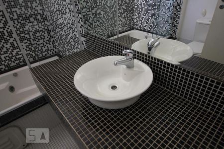 Apartamento à venda com 70m², 1 quarto e 2 vagasPia