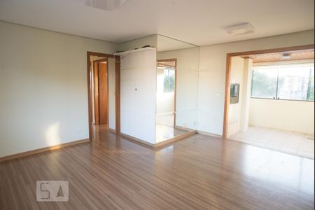 Sala de apartamento para alugar com 3 quartos, 101m² em Petrópolis, Porto Alegre