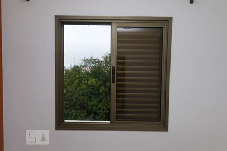 Apartamento à venda com 79m², 3 quartos e 1 vaga Apartamento à venda com 79m², 3 quartos e 1 vagaJanela da suíte