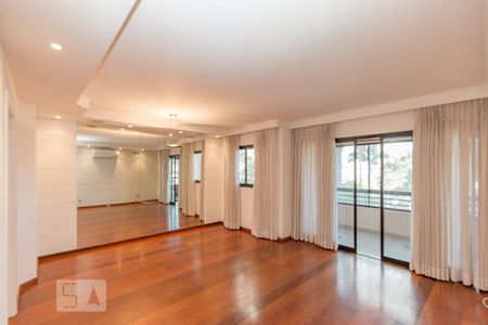 Sala de apartamento à venda com 4 quartos, 138m² em Brooklin Paulista, São Paulo