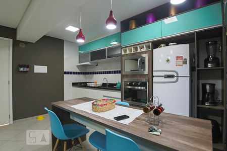 Cozinha de apartamento à venda com 1 quarto, 50m² em Centro, São Paulo